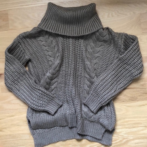 Calvin Klein Sweaters - Calvin Klein cable knit turtle neck